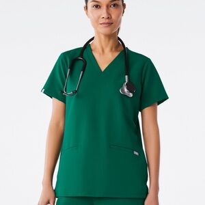 Figs scrub top
